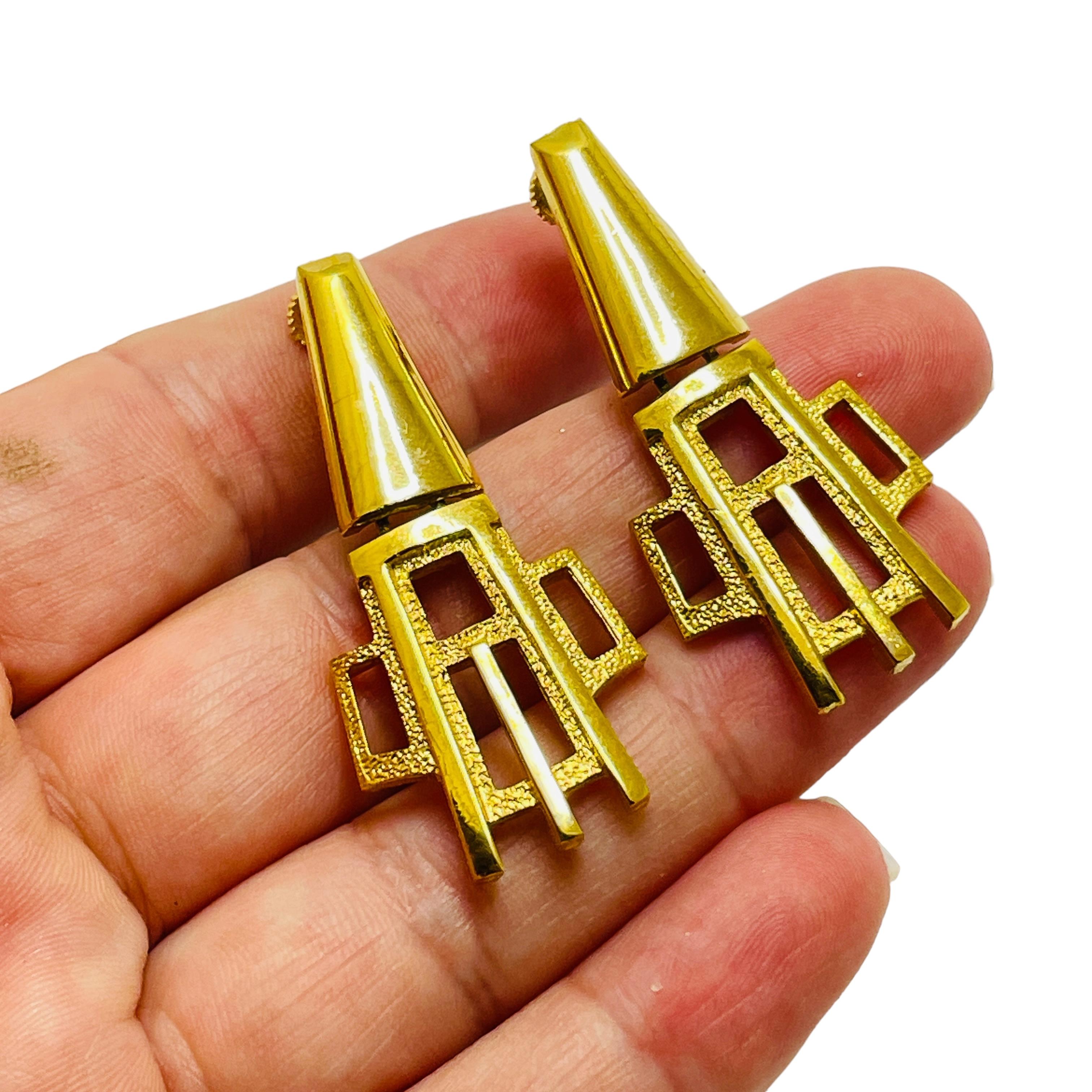 Vintage Goldtöne Designer-Ohrclips an Ohrringen Damen im Angebot