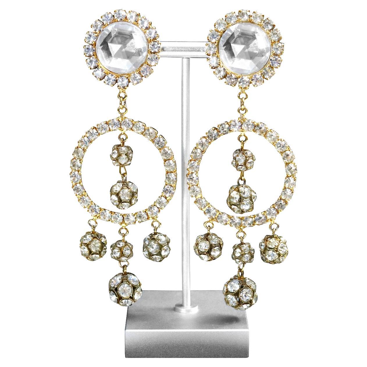 Vintage Gold Tone Diamante Long Dangling Earrings with Rondelles, Circa 1960s In Good Condition For Sale In New York, NY