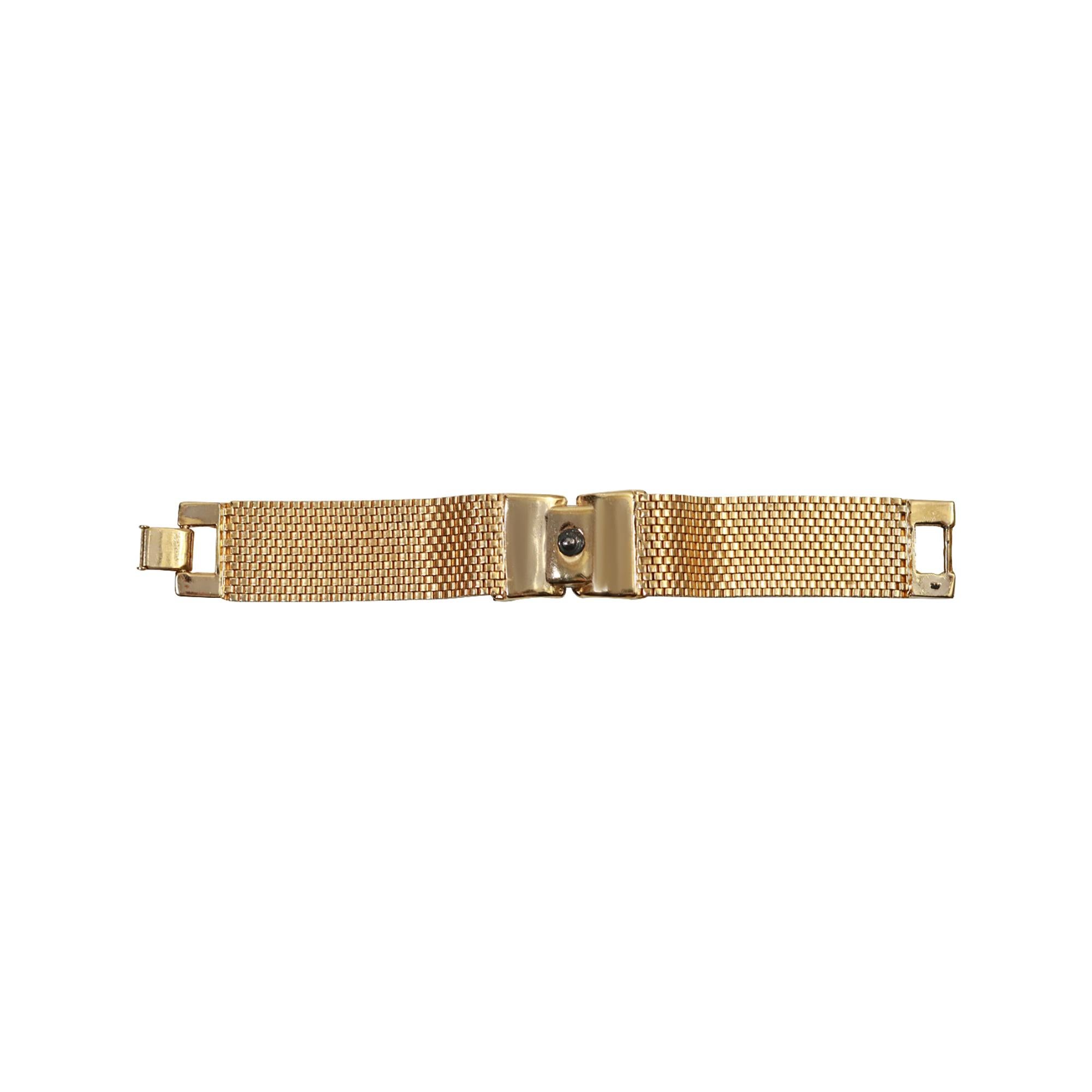 Pulsera vintage con hebilla roja y diamantes en tono dorado Circa 1940s en venta 3
