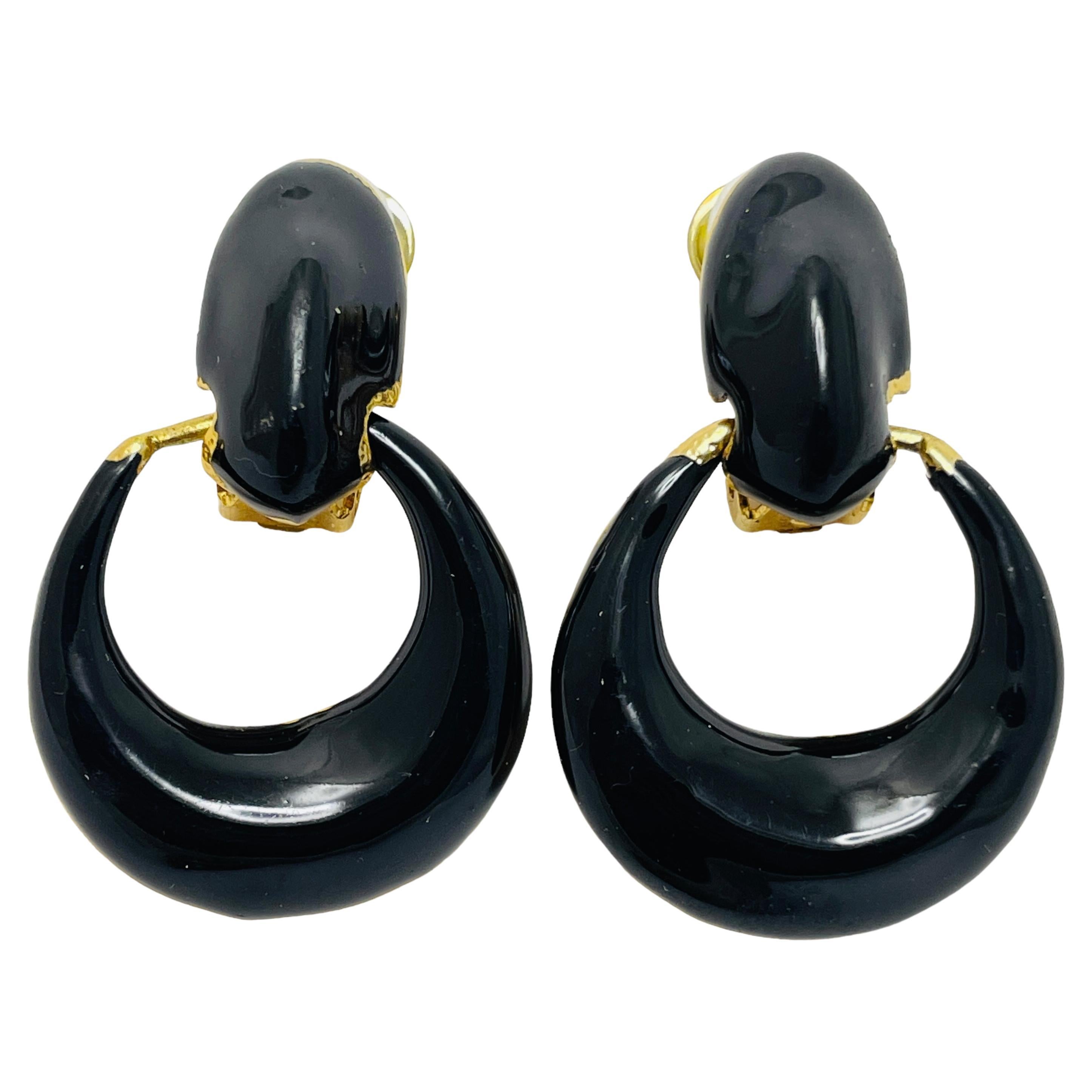 Vintage gold tone enamel door knocker designer clip on earrings For Sale