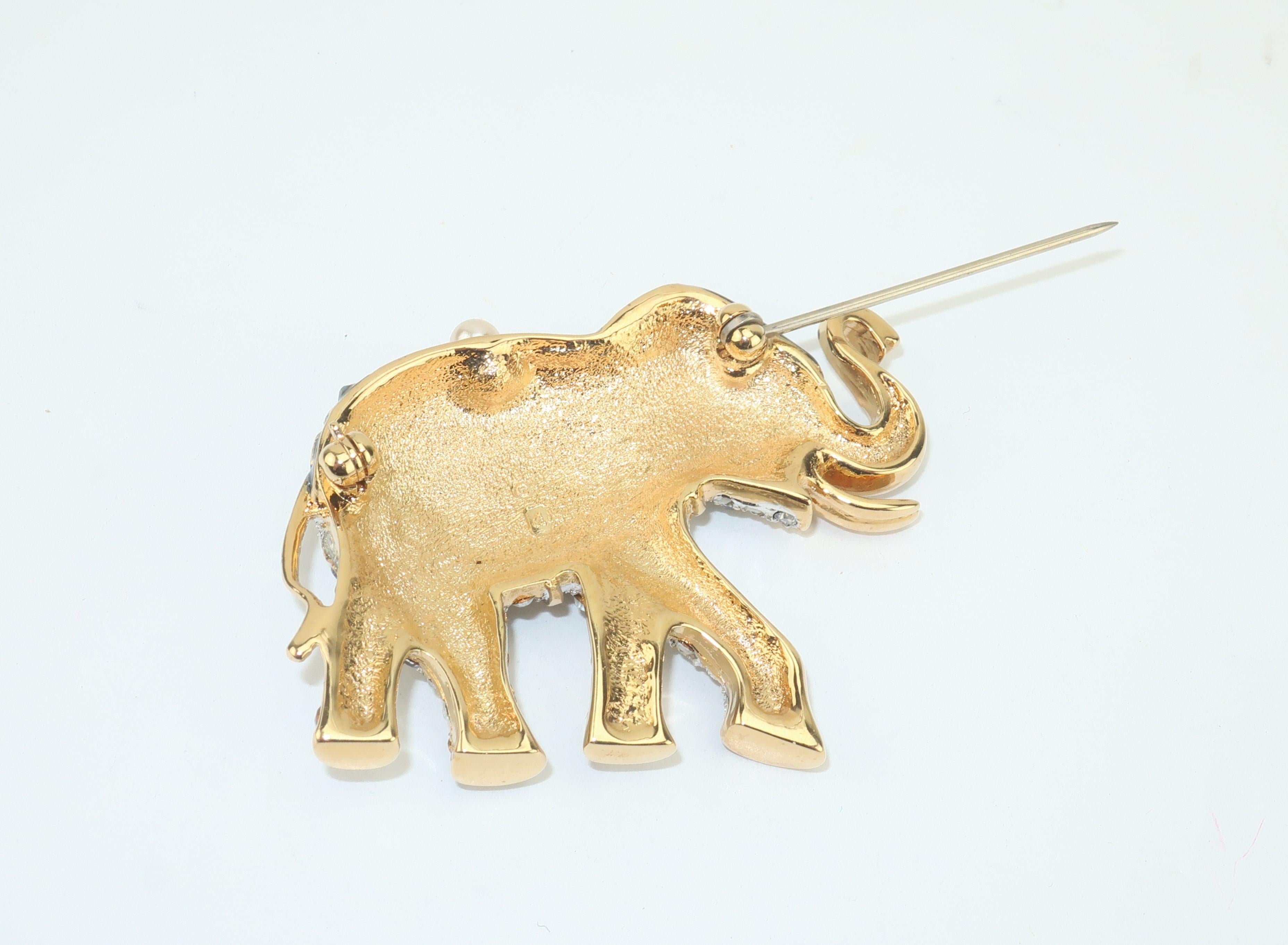 Women's Vintage Gold Tone Enamel Elephant Brooch With Rhinestones