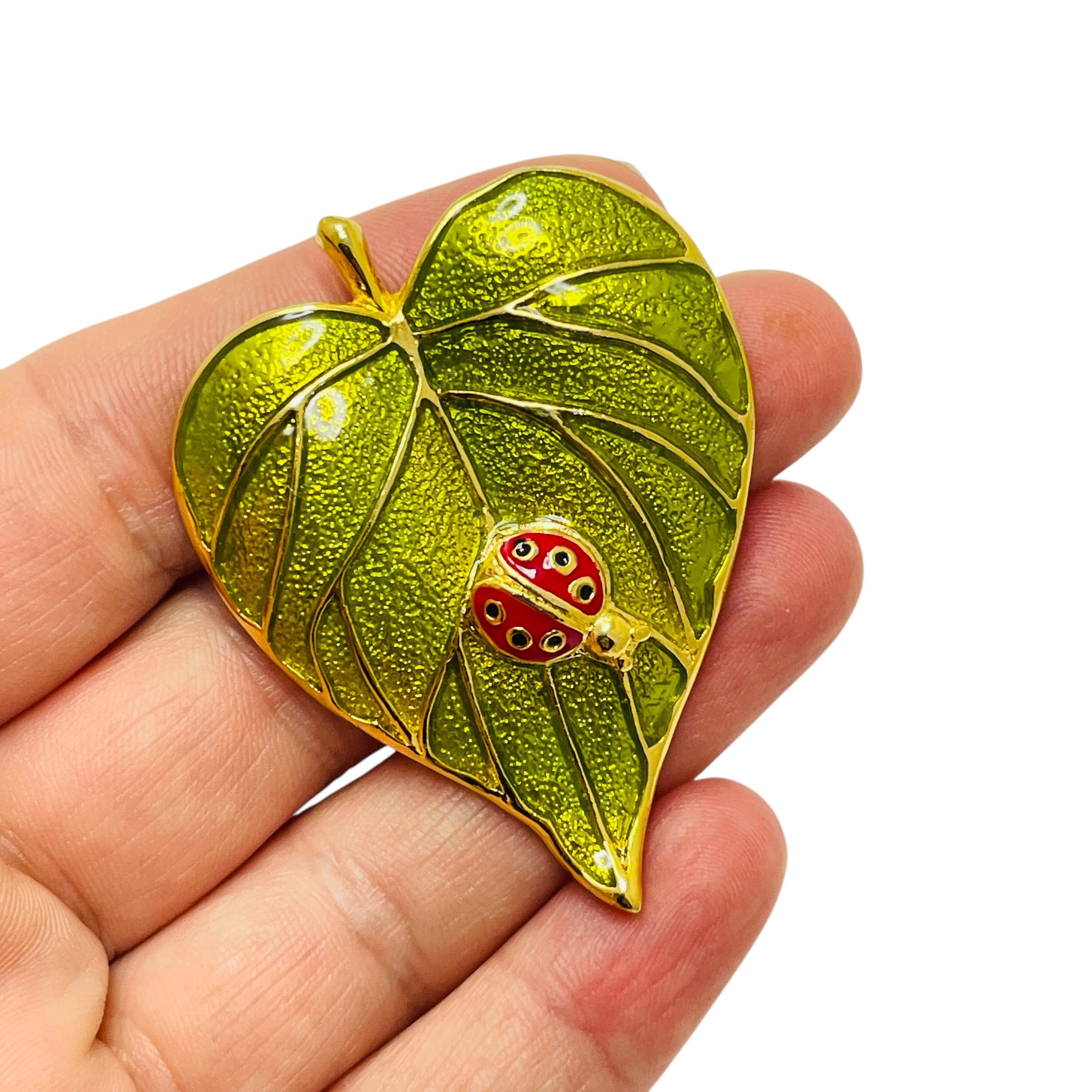 Women's Vintage gold tone enamel leaf ladybug designer brooch For Sale