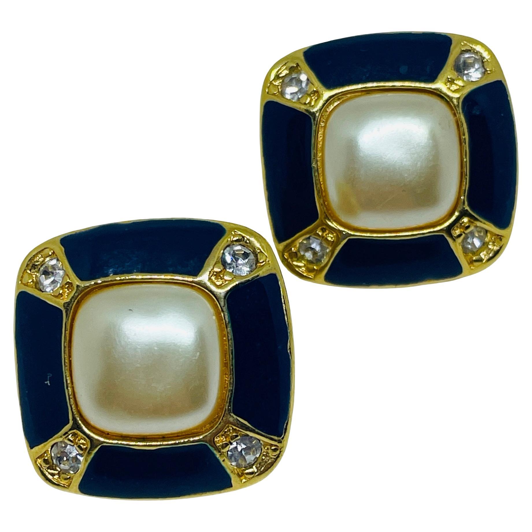 Vintage gold tone enamel pearls designer pierced earrings