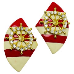 Pendientes vintage de diseño náutico con esmalte dorado y strass