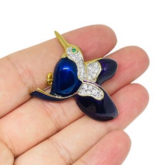Vintage gold tone enamel rhinestones bird animal figural designer brooch