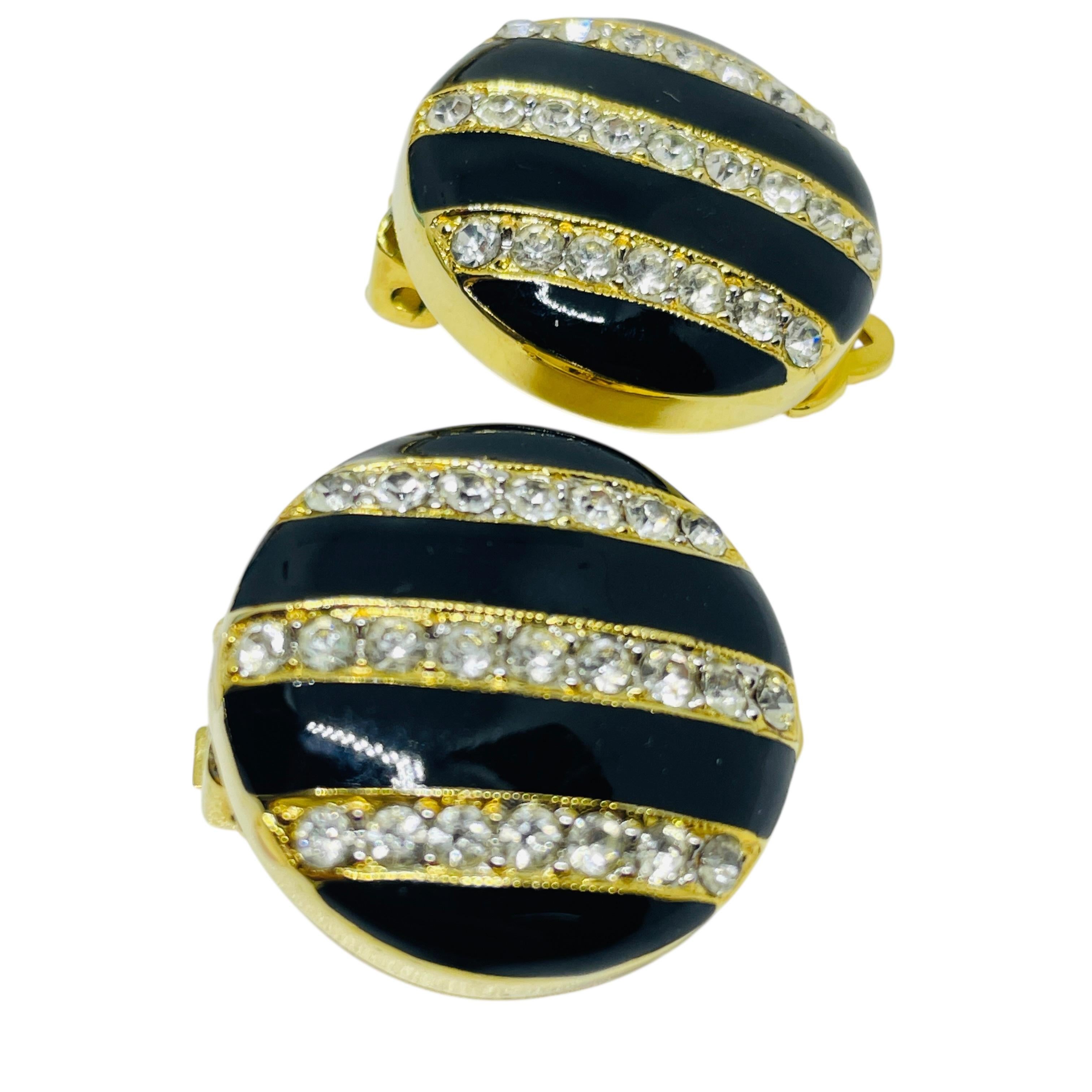 Vintage Gold Ton Emaille Strass Designer 80er Jahre Clip auf Ohrringe für Damen oder Herren im Angebot