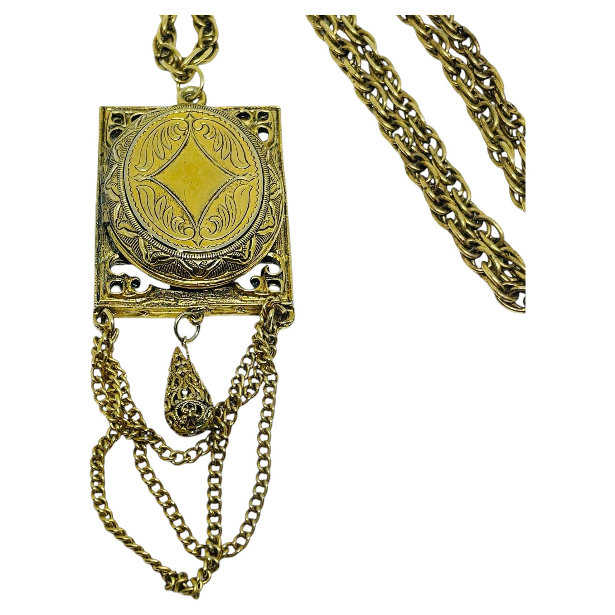 Vintage gold tone etched locket dangle chains pendant designer necklace For Sale