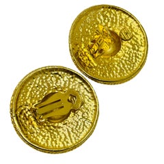 Vintage gold tone etruscan designer clip on earrings