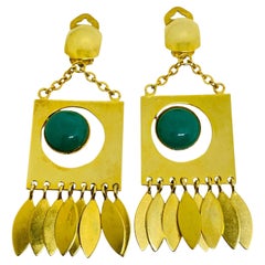 Vintage gold tone etruscan green cabs dangle designer clip on earrings