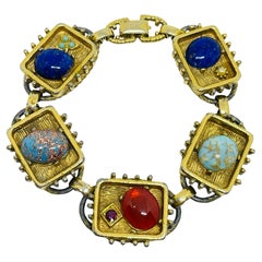 Bracciale vintage con gemme di vetro in stile etrusco in tonalità oro