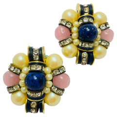Pendientes de clip de diseño con perlas de imitación de cuarzo lapislázuli en tono dorado vintage