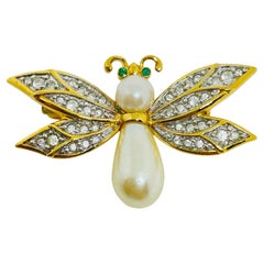 Vintage gold tone faux pearl crystals emerald eyes bee insect designer brooch