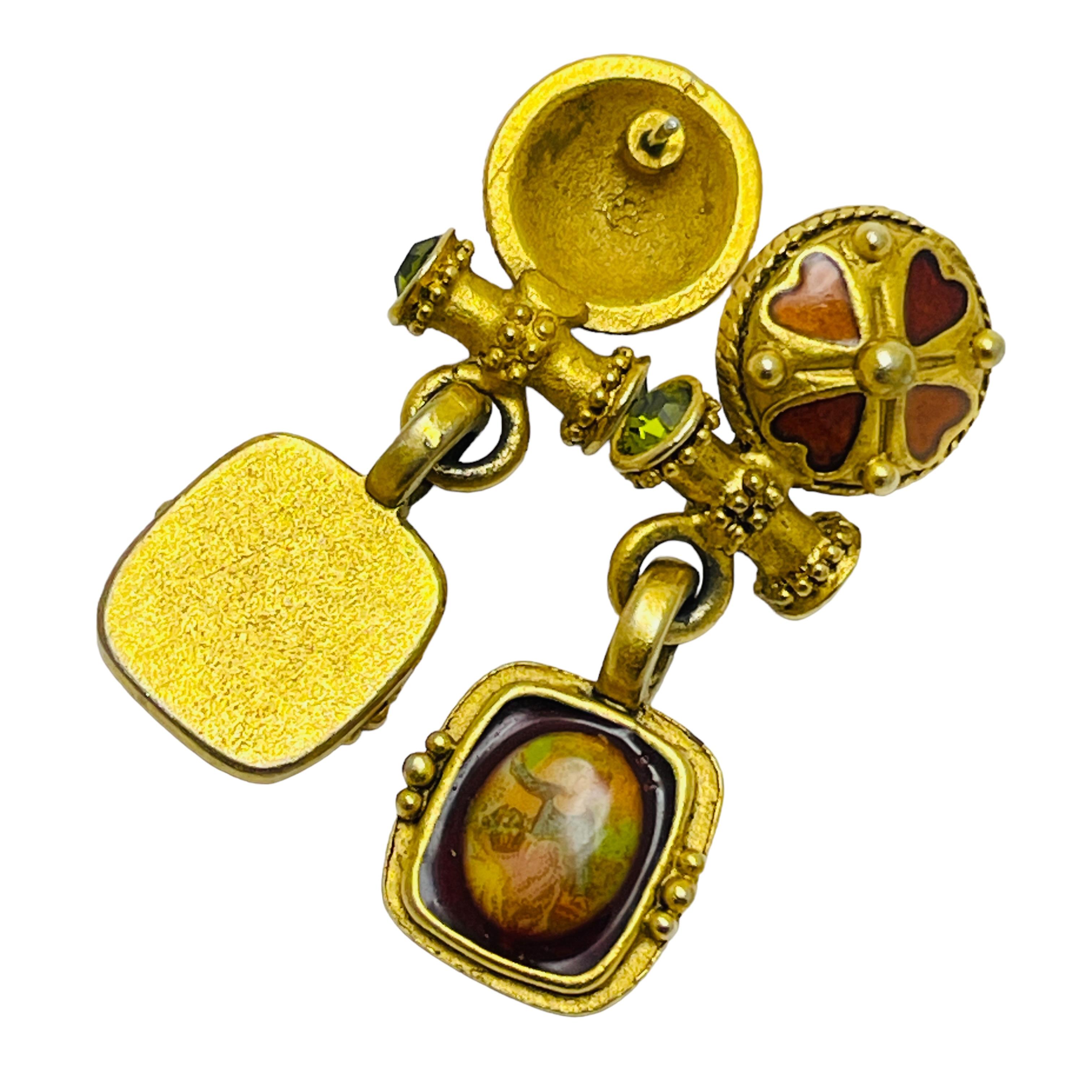 Vintage Gold Ton faux Perle Emaille etruskischen baumeln Designer Ohrringe im Zustand „Gut“ im Angebot in Palos Hills, IL