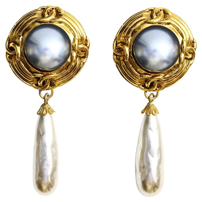 Vintage Gold Tone Faux Pearl Grey and Ivory Dangling Earrings For Sale