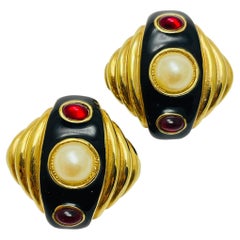 Vintage gold tone faux pearl red glass jewel mogul designer clip on earrings