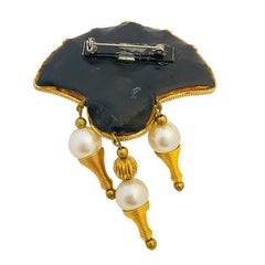 Vintage gold tone faux pearls dangle brooch