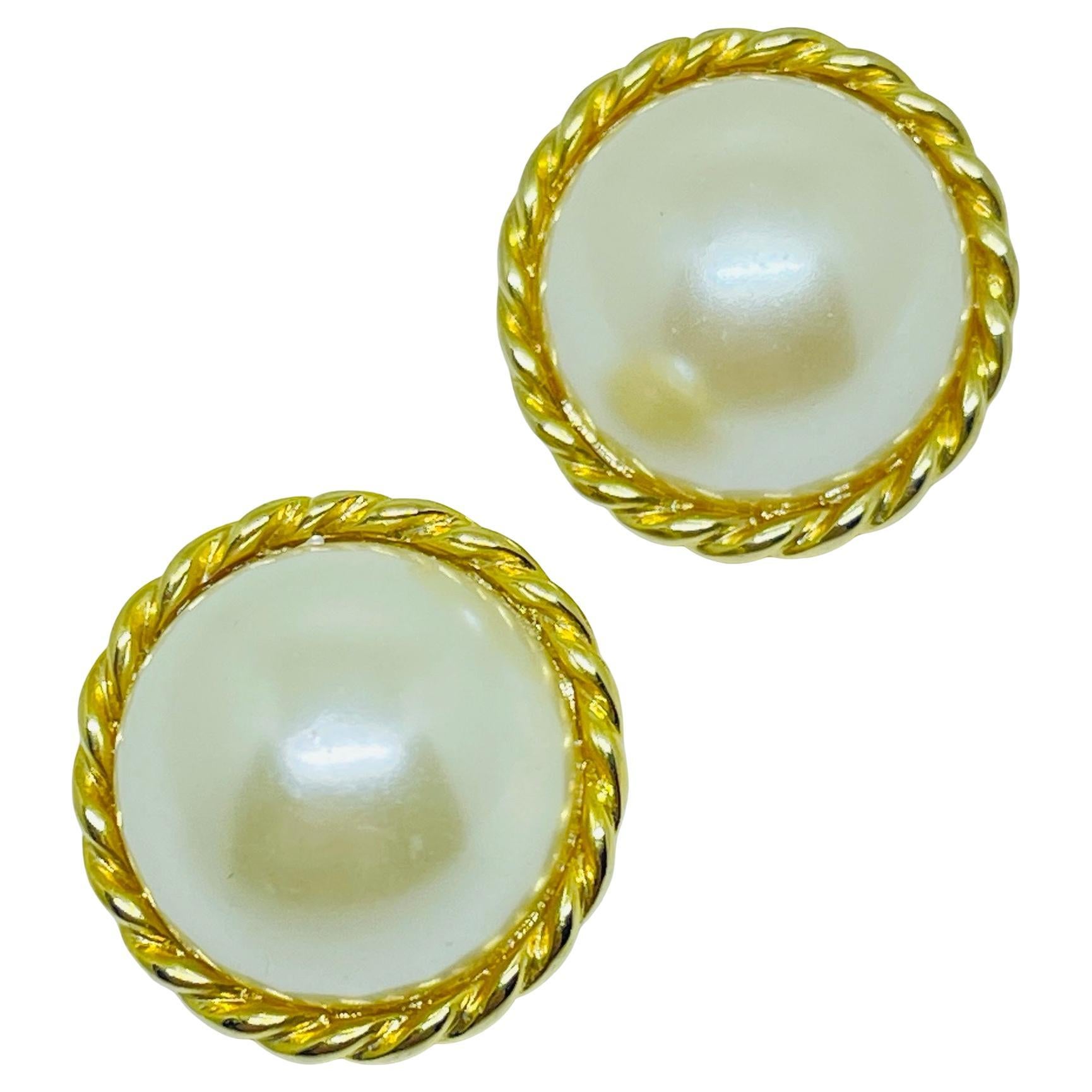 Vintage gold tone faux pearls designer clip on earrings For Sale