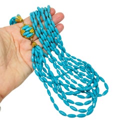 Vintage gold tone faux turquoise multi strand beaded 1970's necklace
