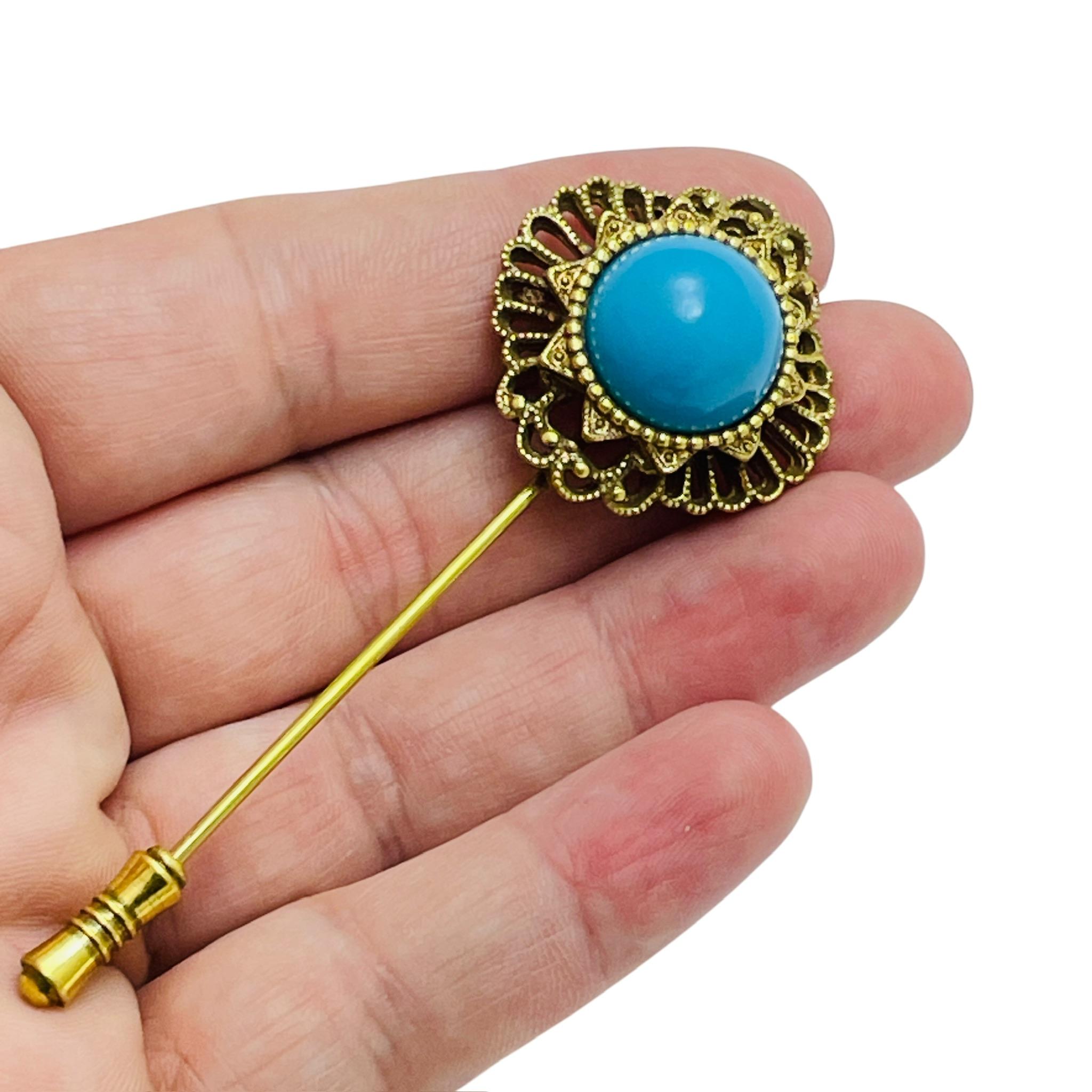 Women's Vintage gold tone faux turquoise stick pin For Sale