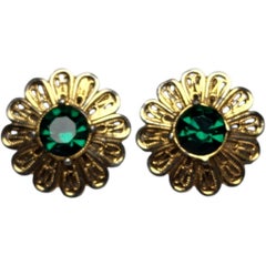 Boucles d'oreilles clip vintage en filigrane doré avec fleur en cristal vert
