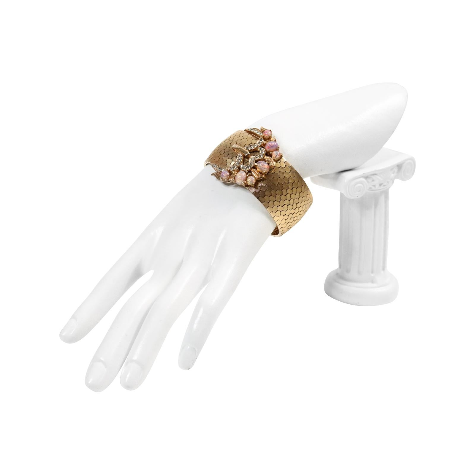 Vintage Gold Tone Flexible Bracelet Cuff Circa 1980s For Sale 2