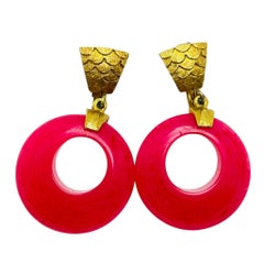 Vintage gold tone fuchsia pink resin bangle bracelet clip earrings set