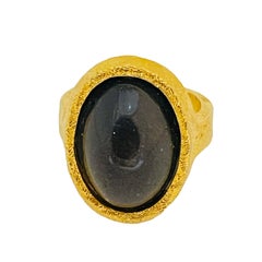 Vintage gold tone glass cabochon designer ring