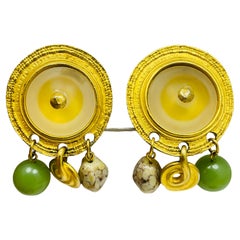 Orecchini a clip di design con perline penzolanti in vetro dorato vintage