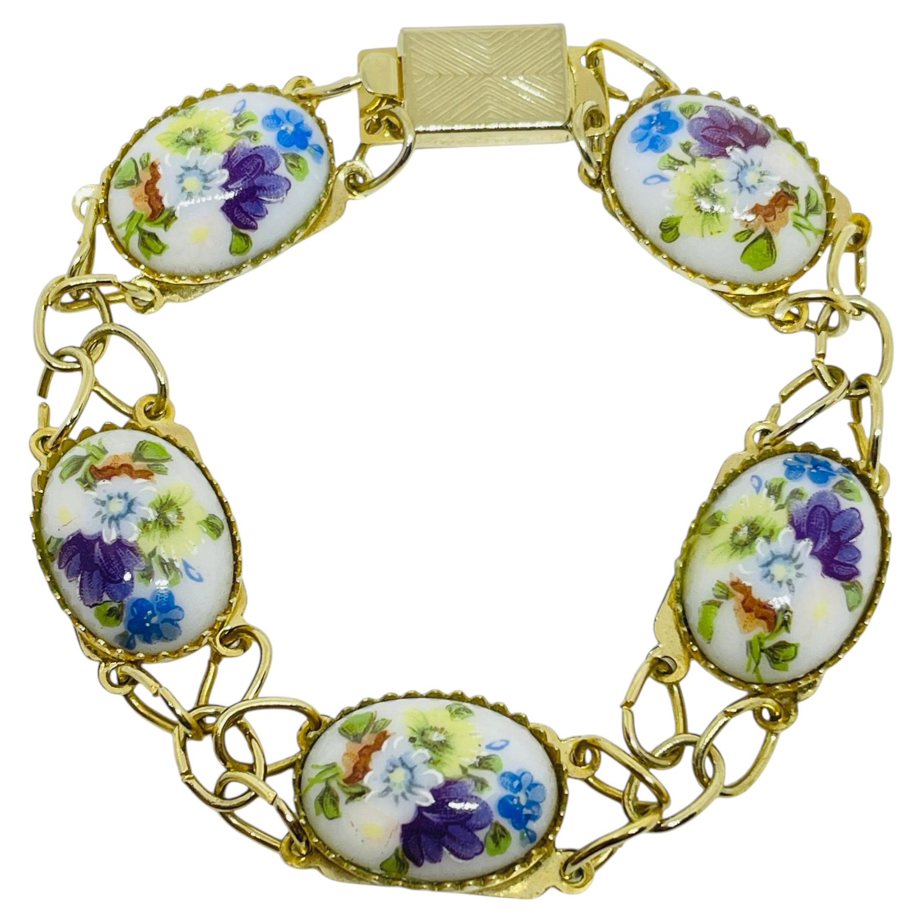 Bracciale a maglie di design con cabochon a forma di fiore in vetro color oro vintage