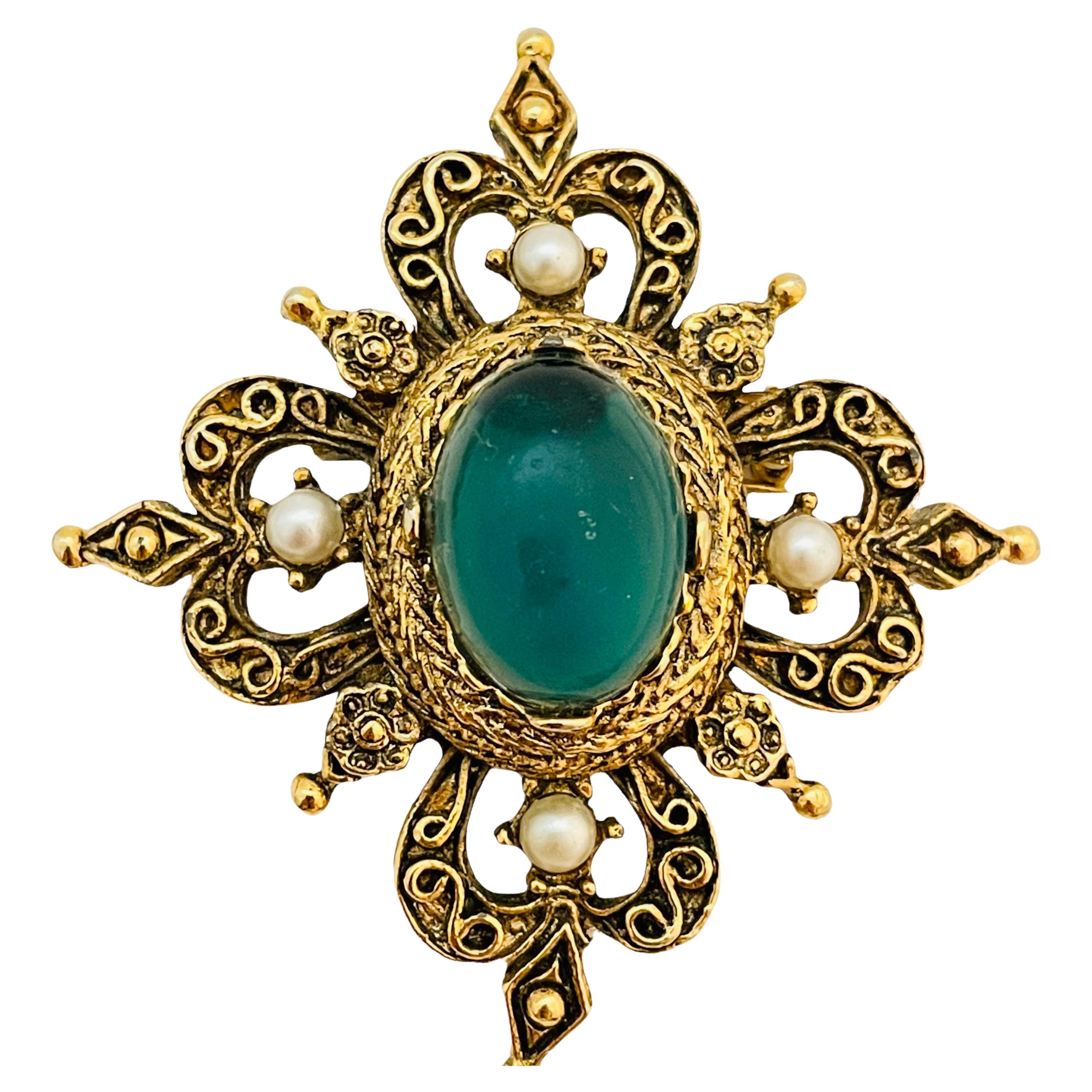 Broche vintage en verre ton or croix de Malte designer