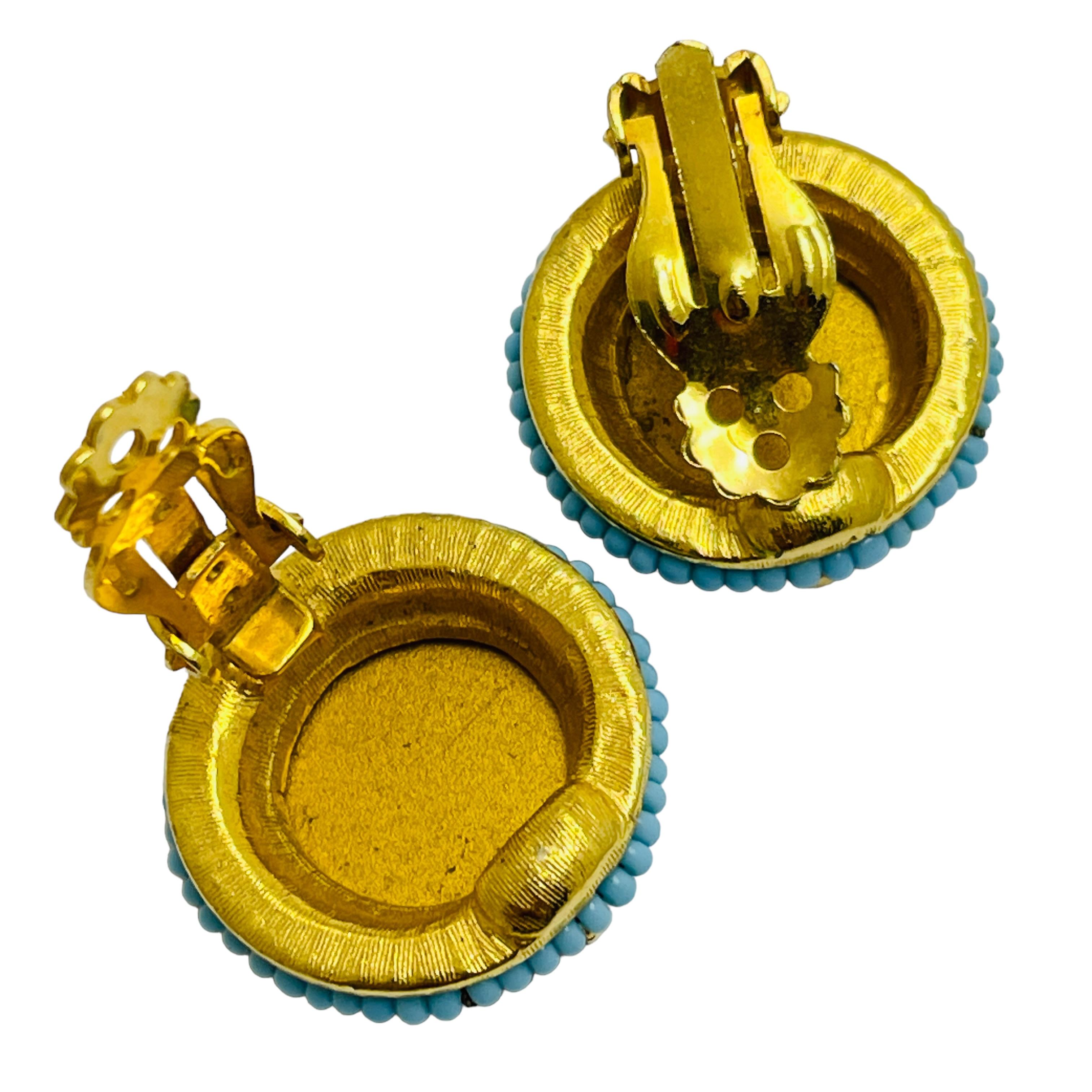 Vintage gold tone glass turquoise designer clip on earrings In Good Condition For Sale In Palos Hills, IL
