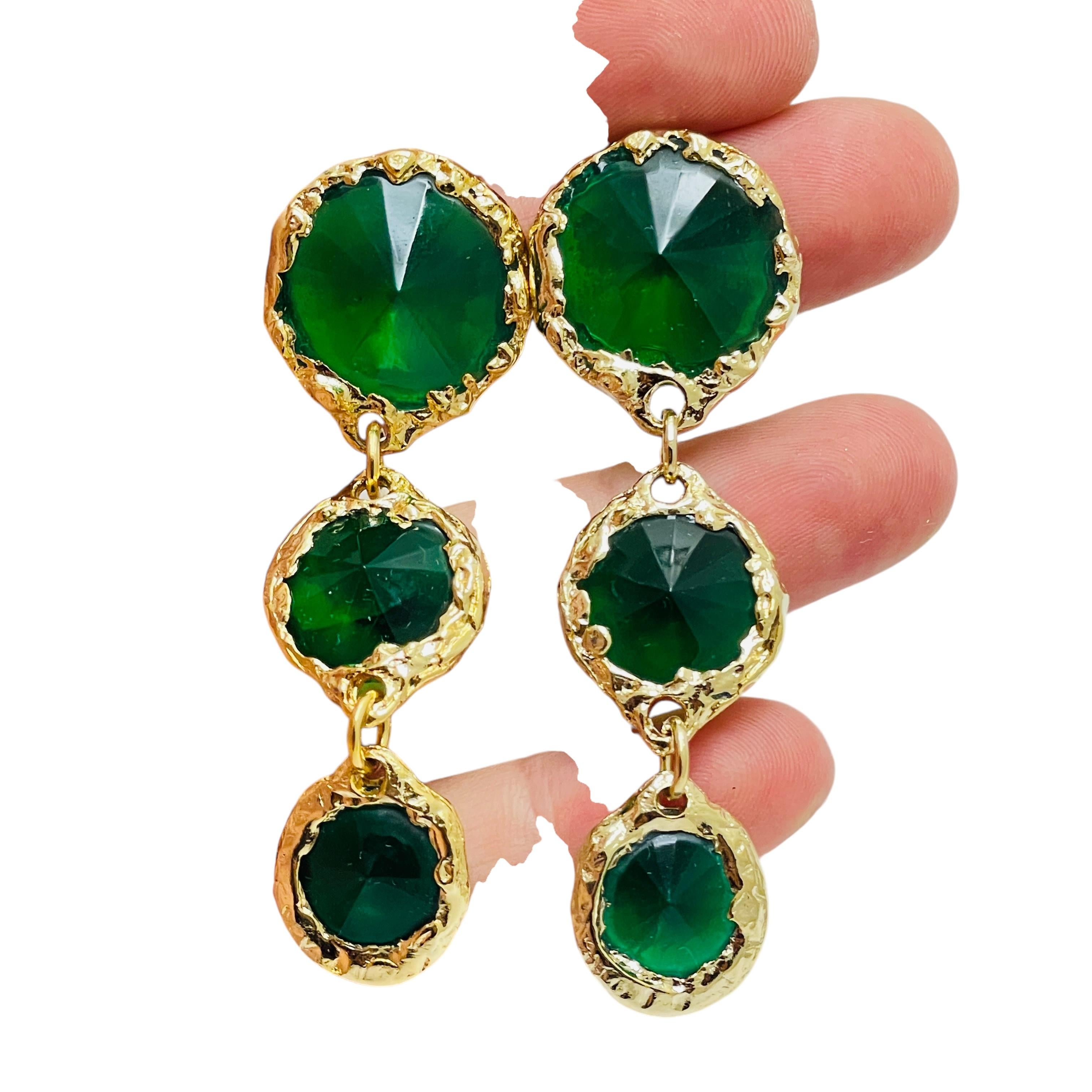Women's Vintage gold tone green dangle glass designer dangle pierced earrings For Sale