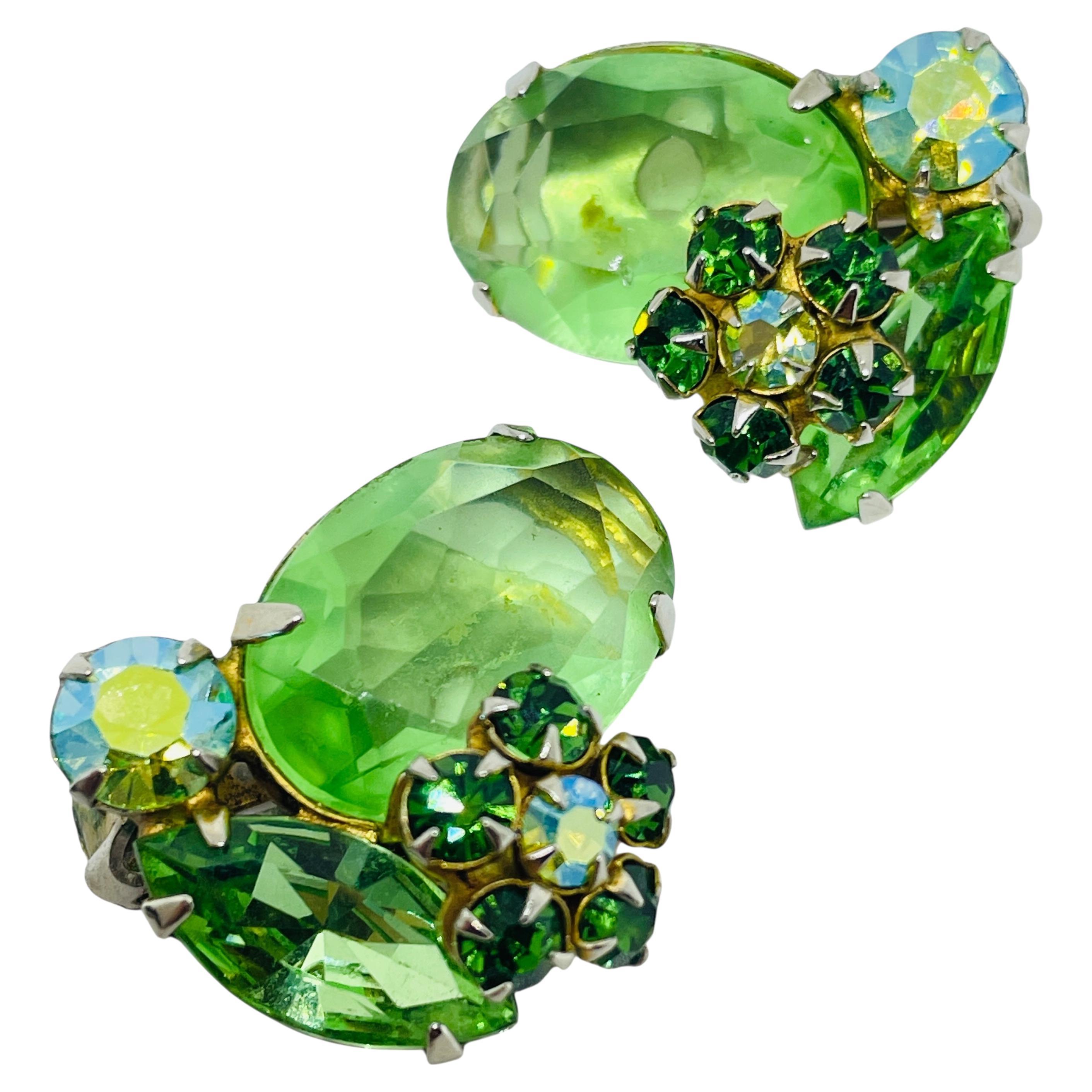 Vintage gold tone green glass clip on earrings