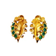 Vintage gold tone green rhinestones leaf screw back earrings