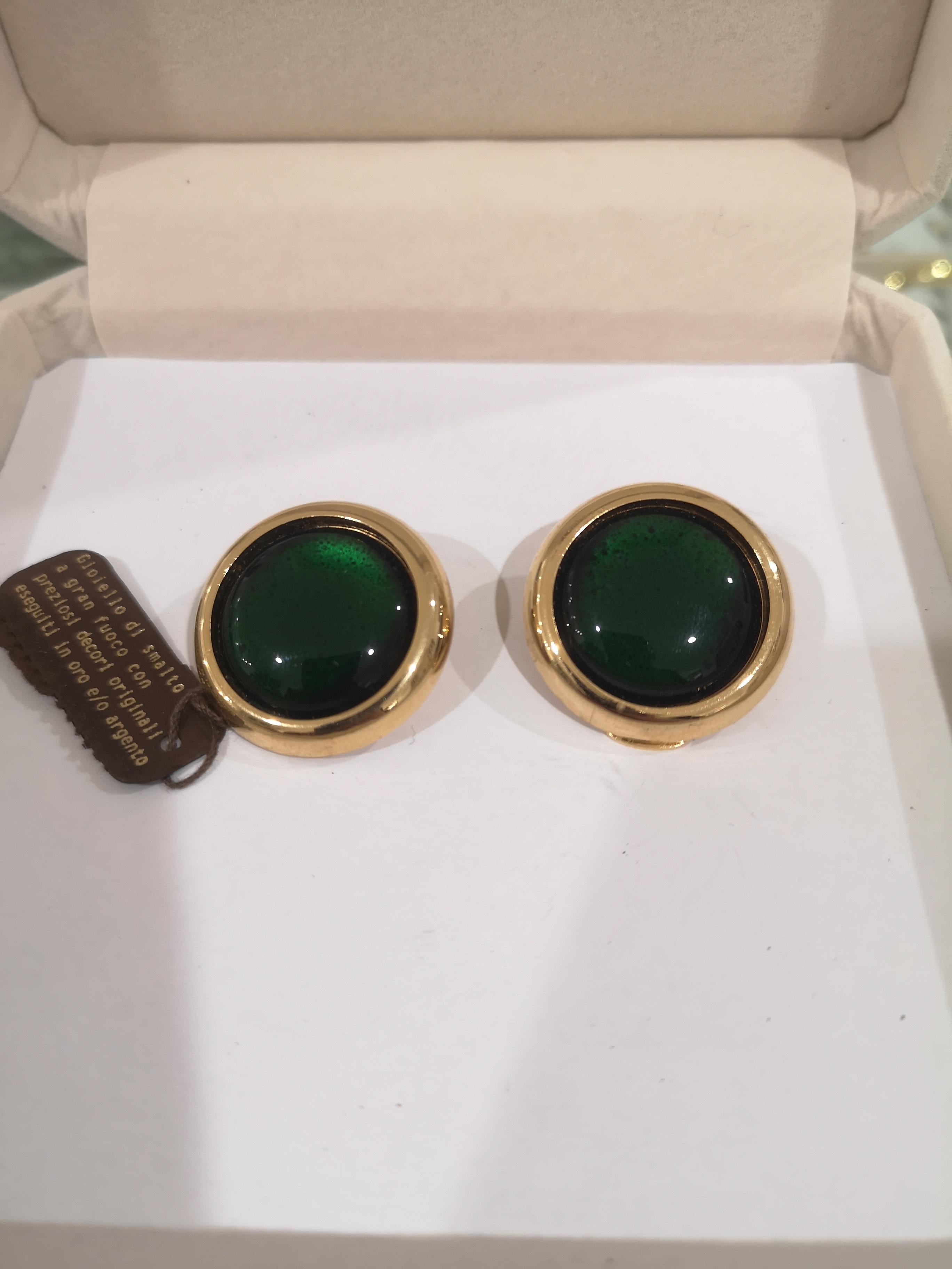 Women's Vintage gold tone green stone clip on earrings 