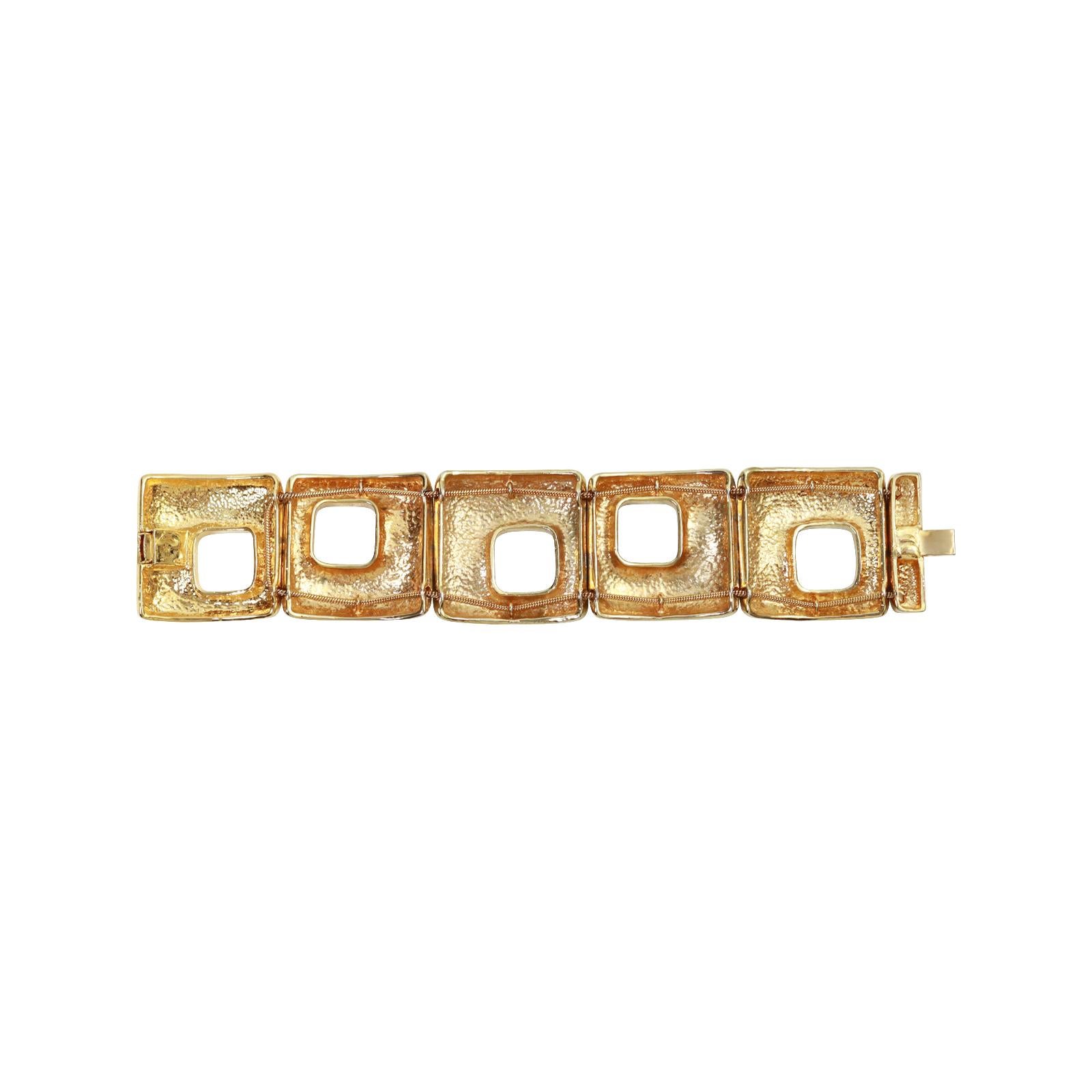 Modern Vintage Gold Tone Heavy Link Bracelet Circa 1980s For Sale