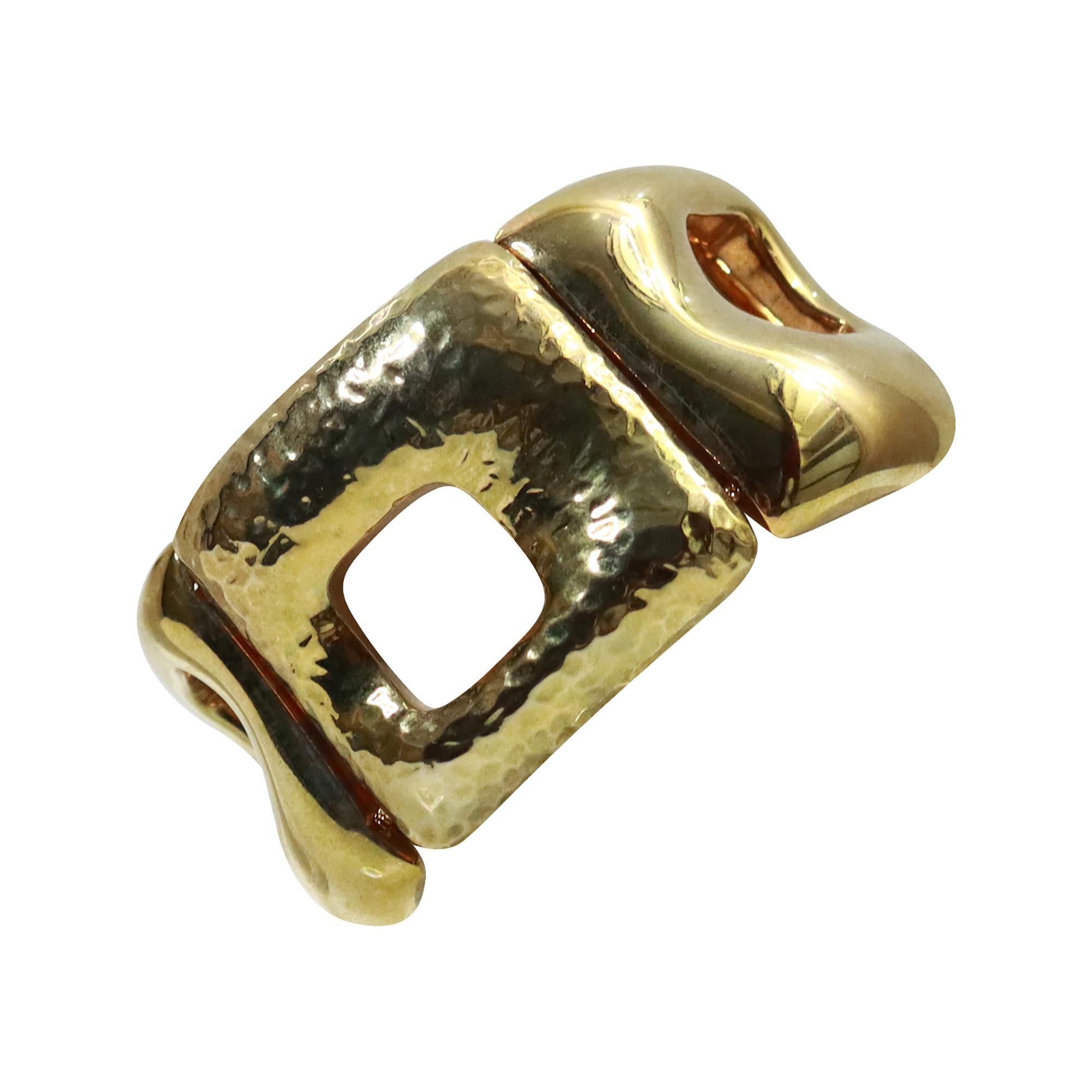 Vintage Gold Tone Heavy Link Bracelet Circa 1980 en vente 2