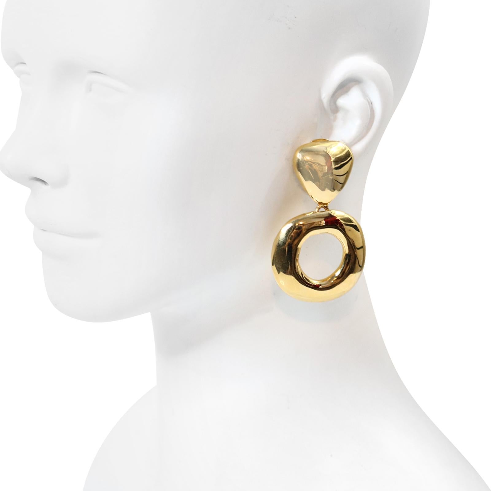 Modern Vintage Gold Tone Hoop Earrings Circa 1980s For Sale