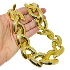 Vintage gold tone huge designer chain necklace