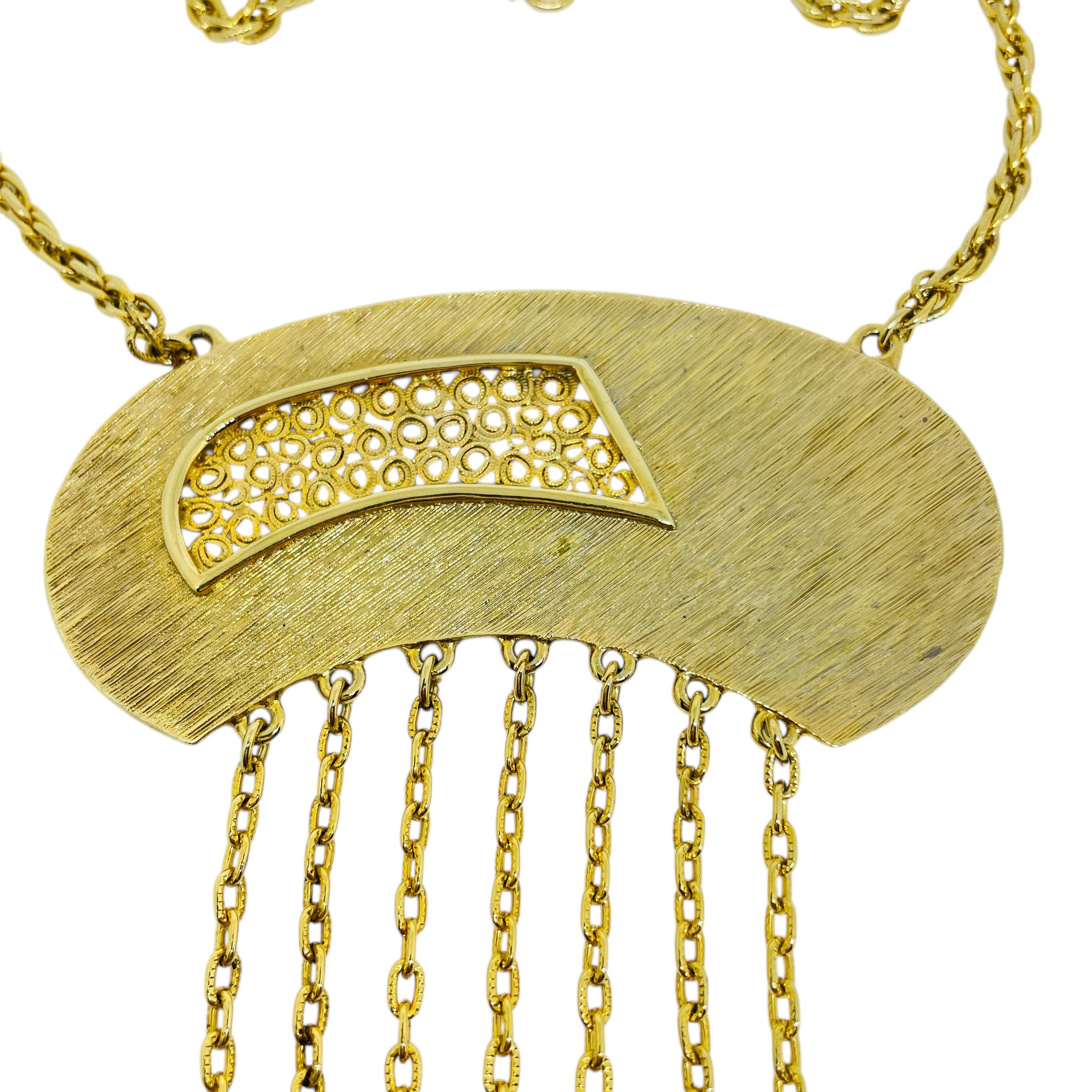 Vintage gold tone huge pendant dangle chain modernist necklace In Good Condition For Sale In Palos Hills, IL