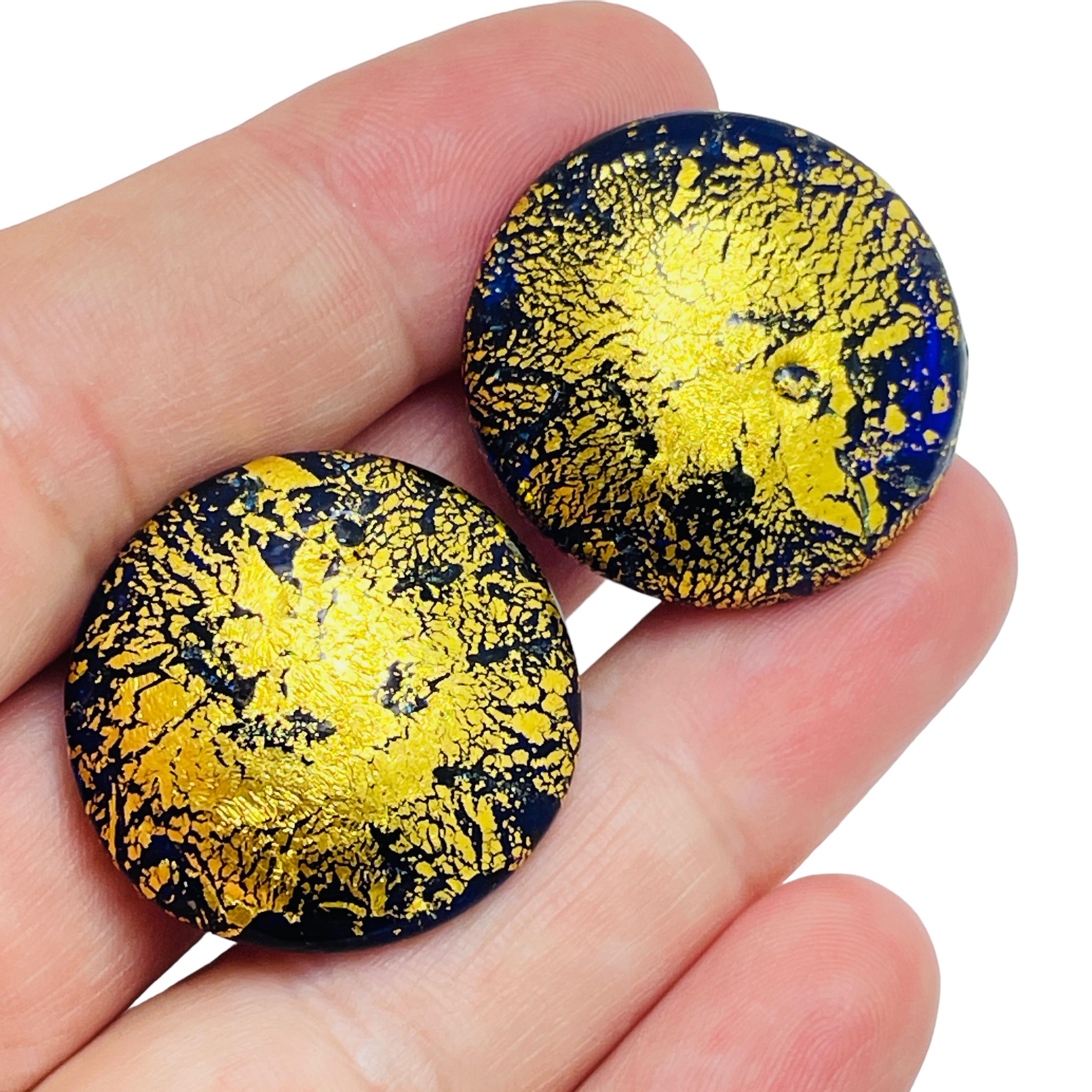 Women's Vintage gold tone ITALIAN cobalt blue glass designer clip on earrings For Sale