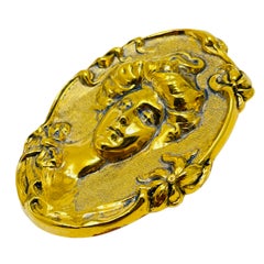 Vintage gold tone ladys designer brooch