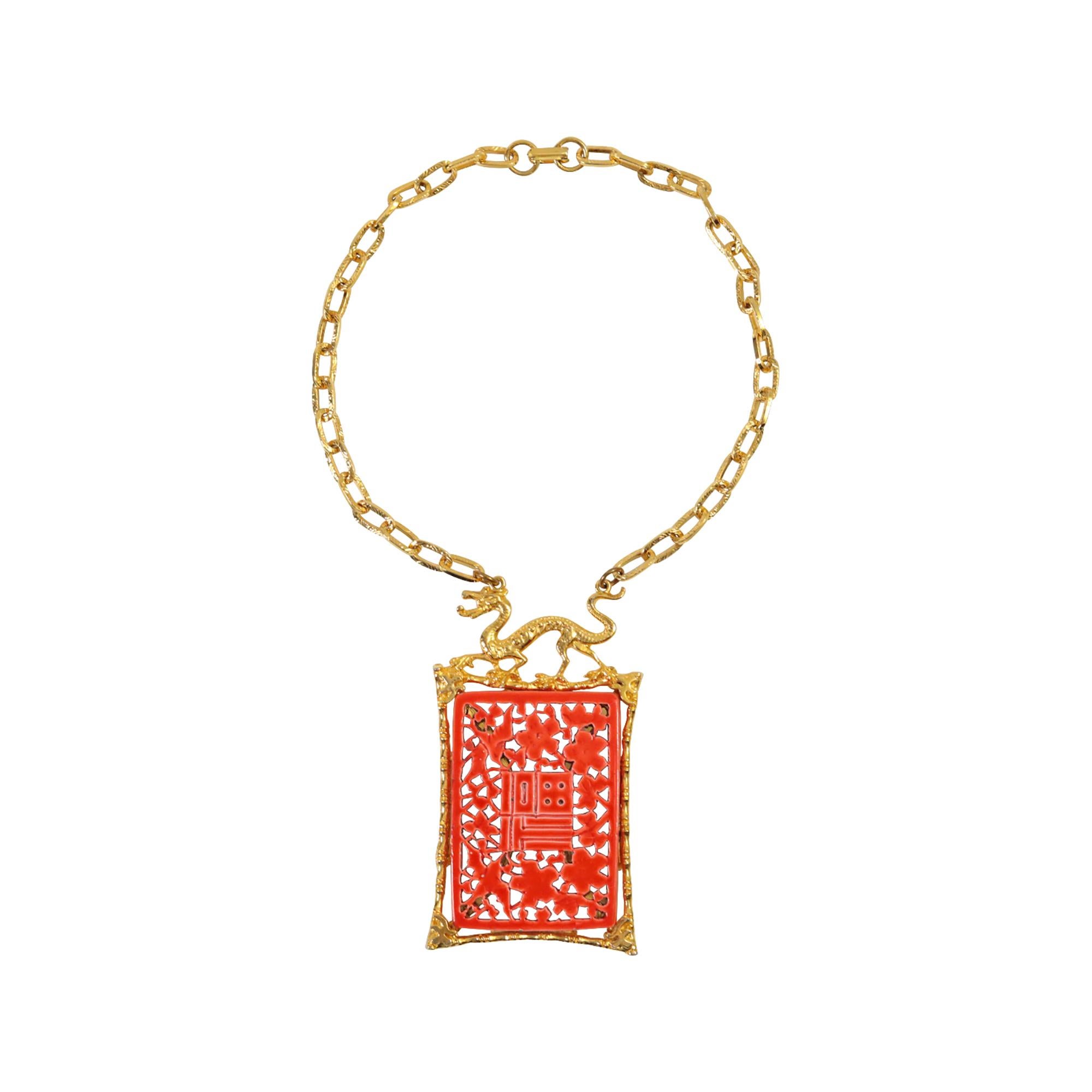 Collana vintage A Link in tonalità oro con smalto rosso, circa anni '70 in vendita 2