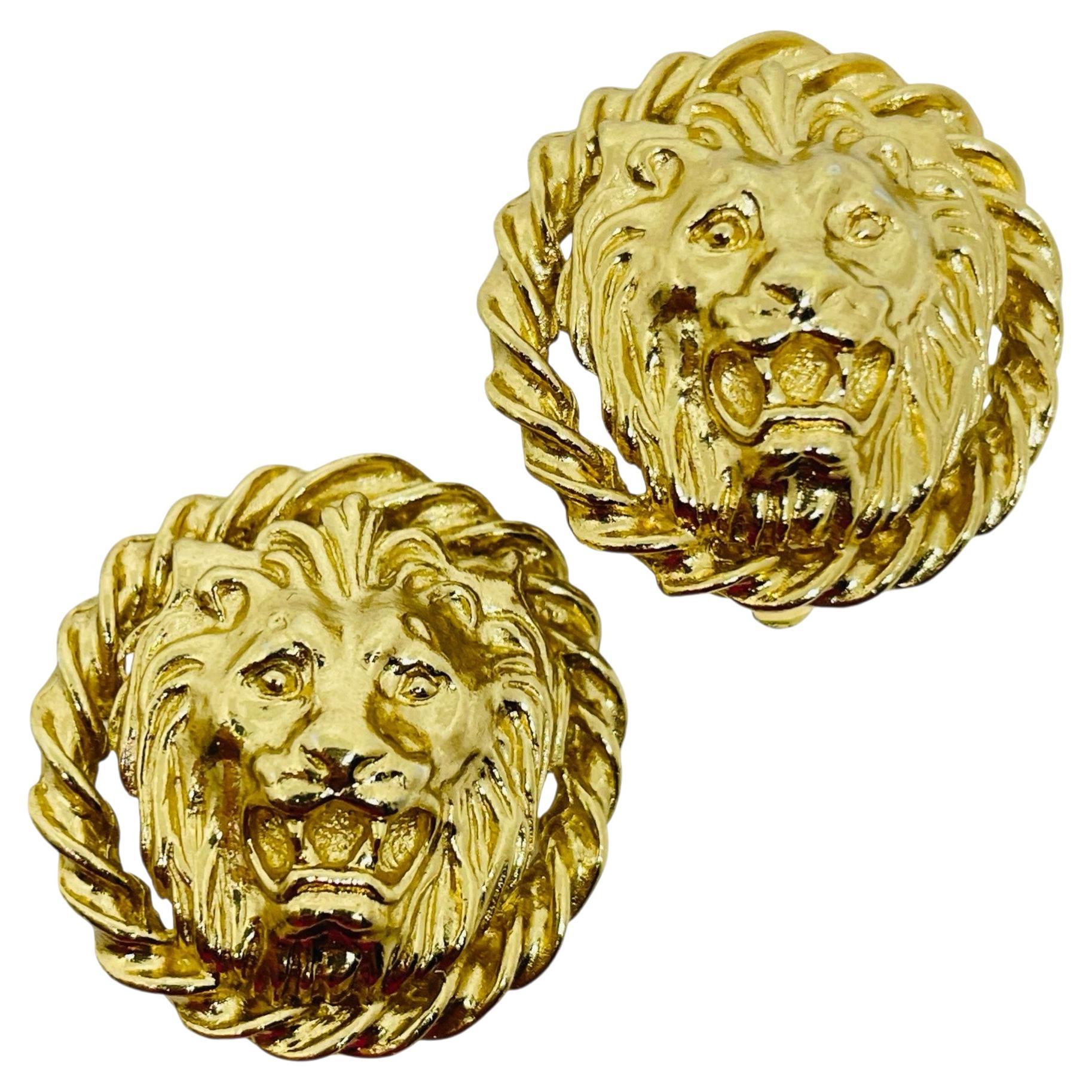 Vintage gold tone lions head designer clip on earrings
