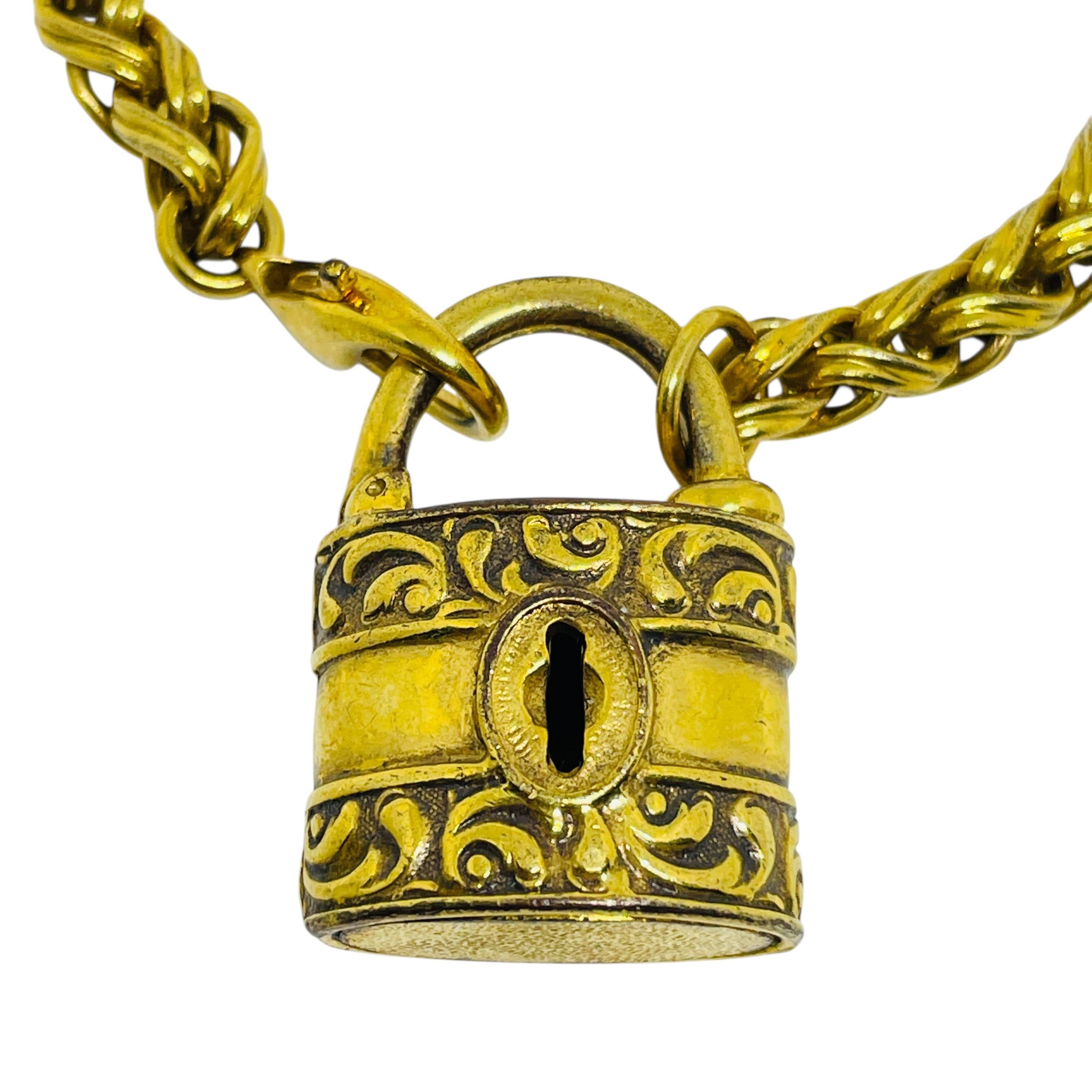 da uomo o donna Bracciale vintage con catena di charm in tonalità oro in vendita