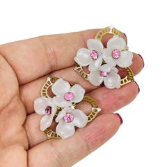 Vintage gold tone lucite pink rhinestones flower designer clip on earrings