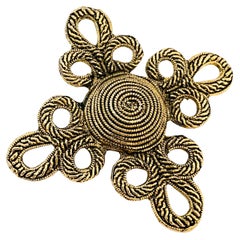 Vintage gold tone Maltese cross designer brooch