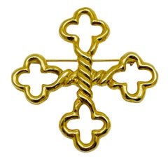 Vintage gold tone Maltese cross designer brooch