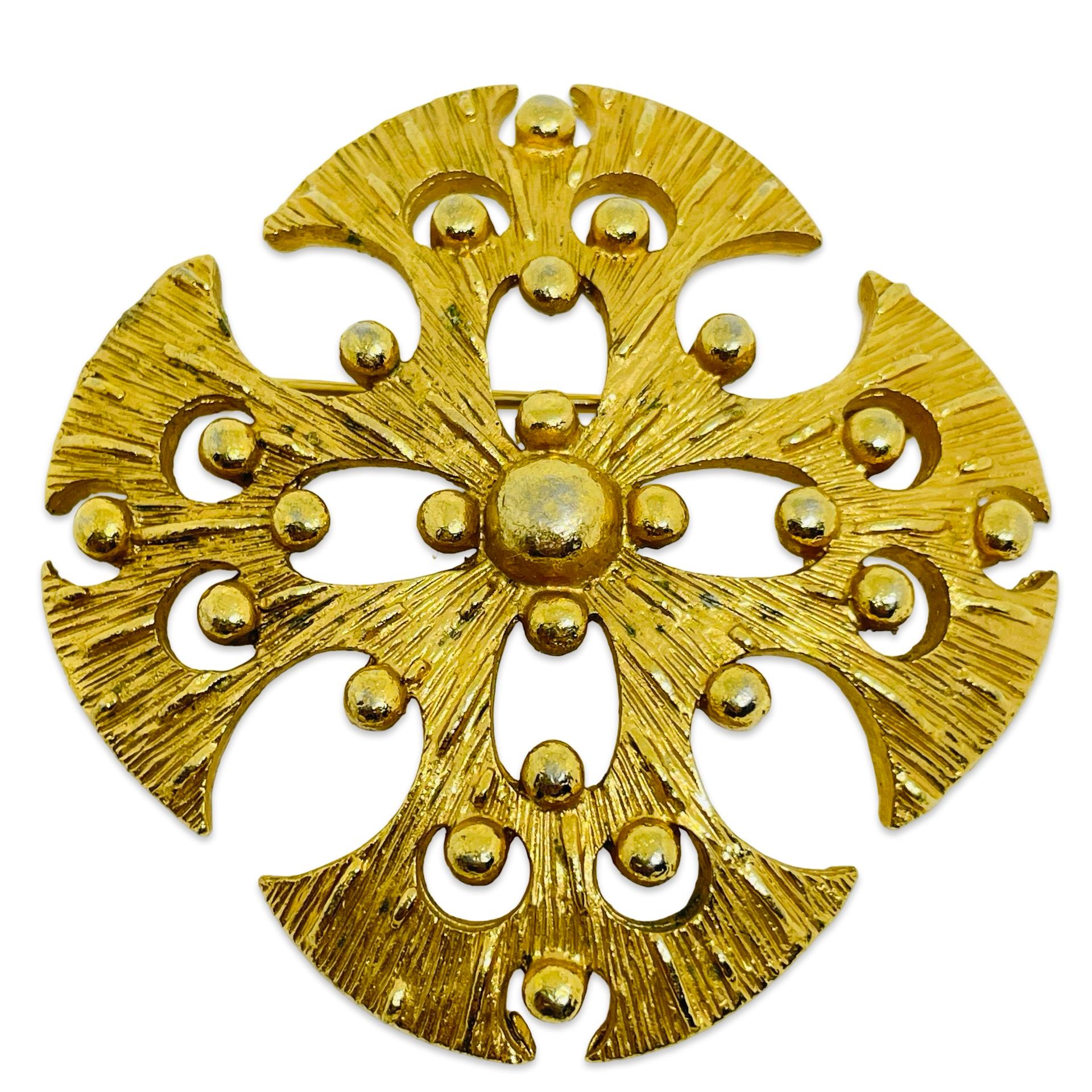 Vintage gold tone Maltese cross designer brooch