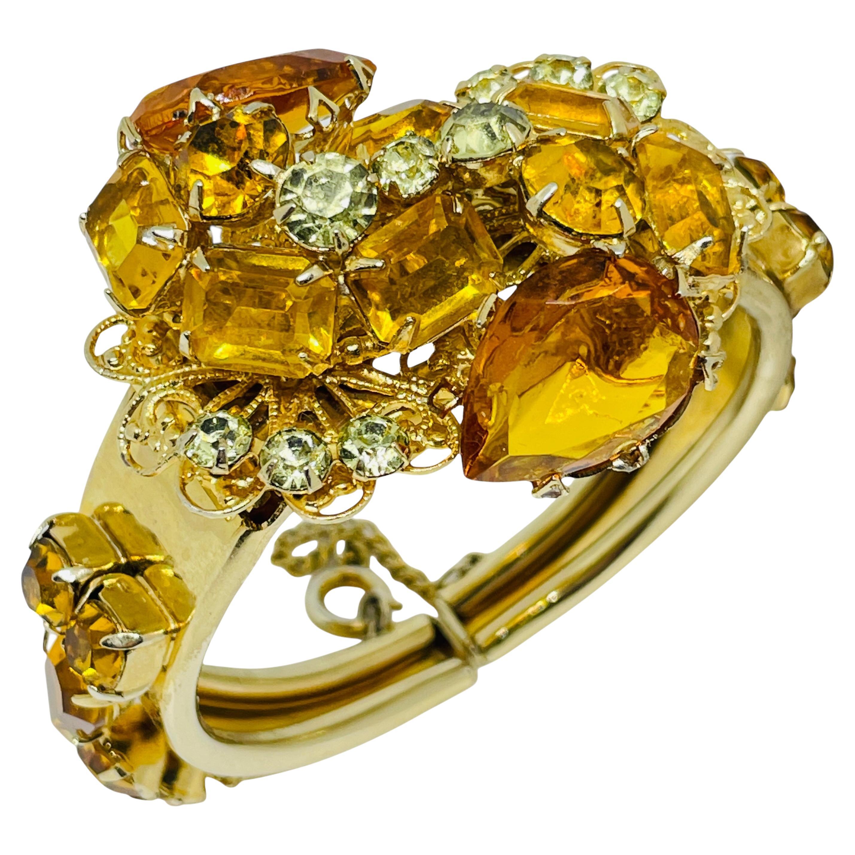Vintage gold tone massive glass citrine peridot clamper designer bracelet For Sale